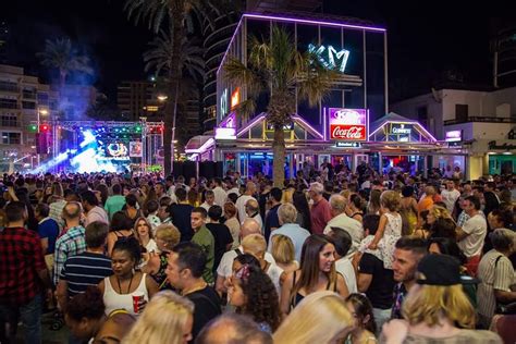 bares de ambiente en benidorm|Die 10 Besten Bars & Clubs in Benidorm 2024